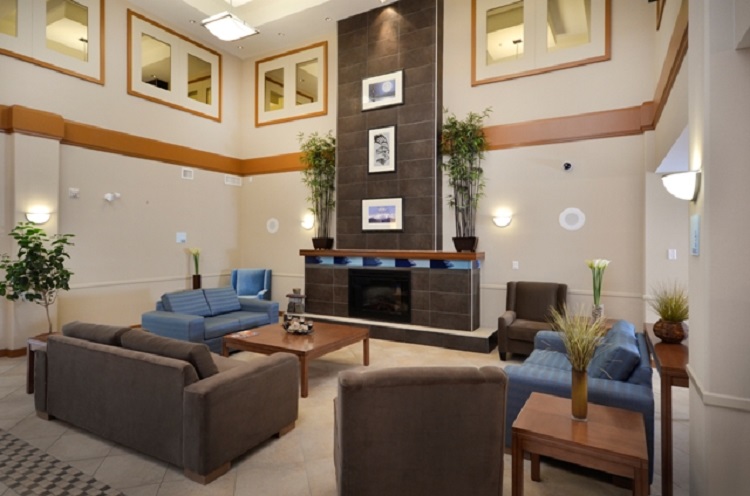 A Peek Inside Sandman Hotel & Suites Image