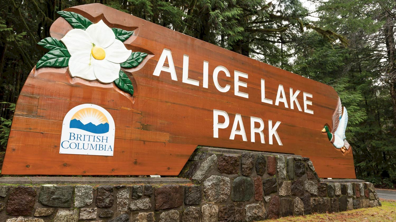 Alice Lake Provincial Park sign