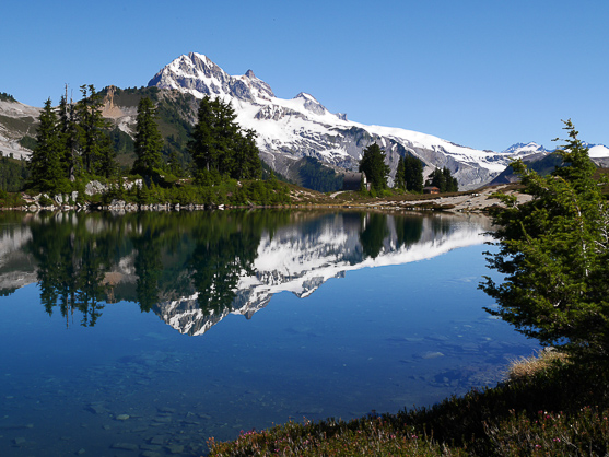 Friday Trail Feature - Hiking to Elfin Lakes Image