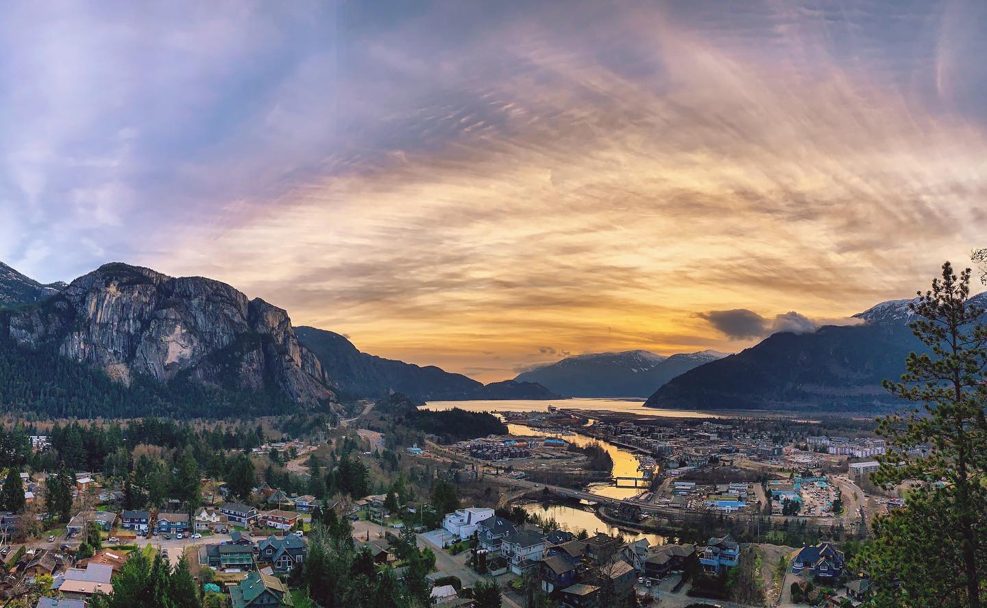 7 Epic Places to Watch The Sunset in Squamish Image