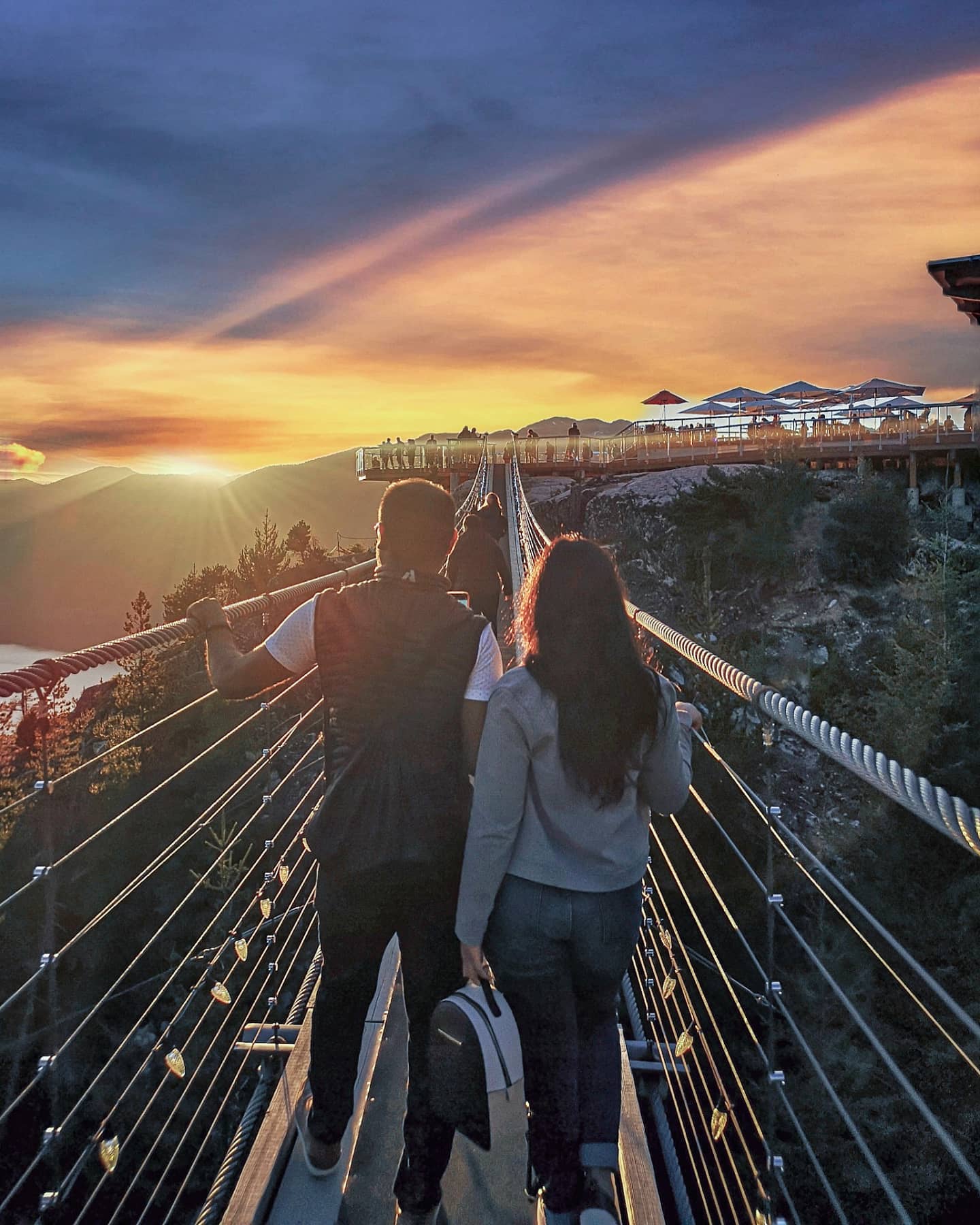 7 Epic Places to Watch The Sunset in Squamish Image