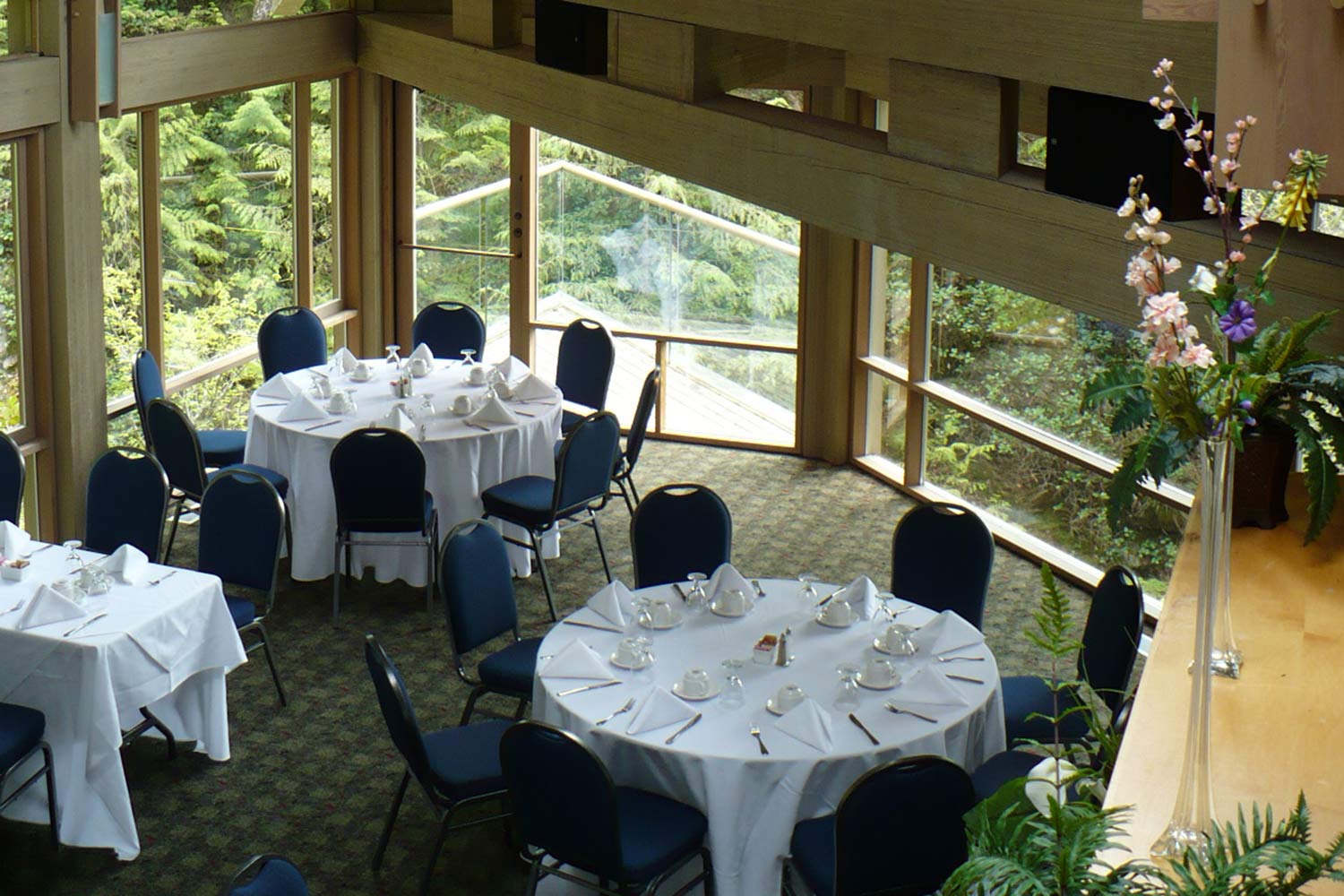 Sea to Sky Grill at Furry Creek