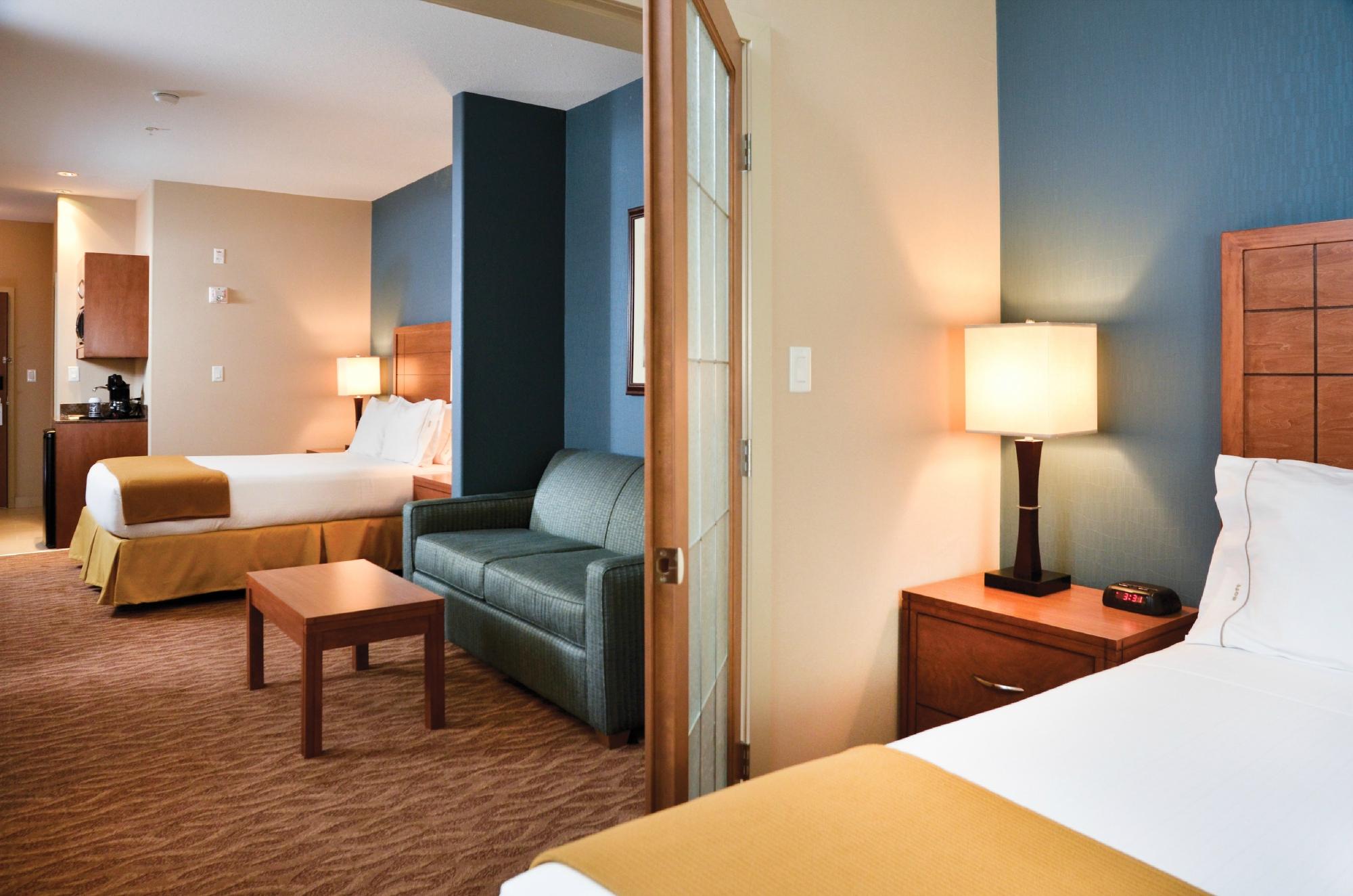 Sandman Hotel Suites Tourism Squamish
