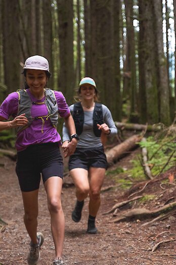 Runners on Stawamus Chief