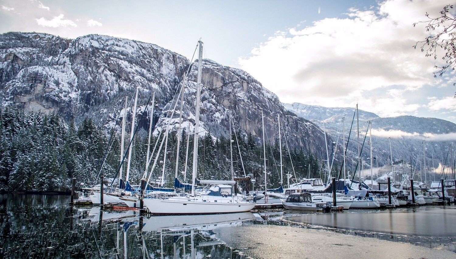 The Ultimate Squamish Winter Bucket List