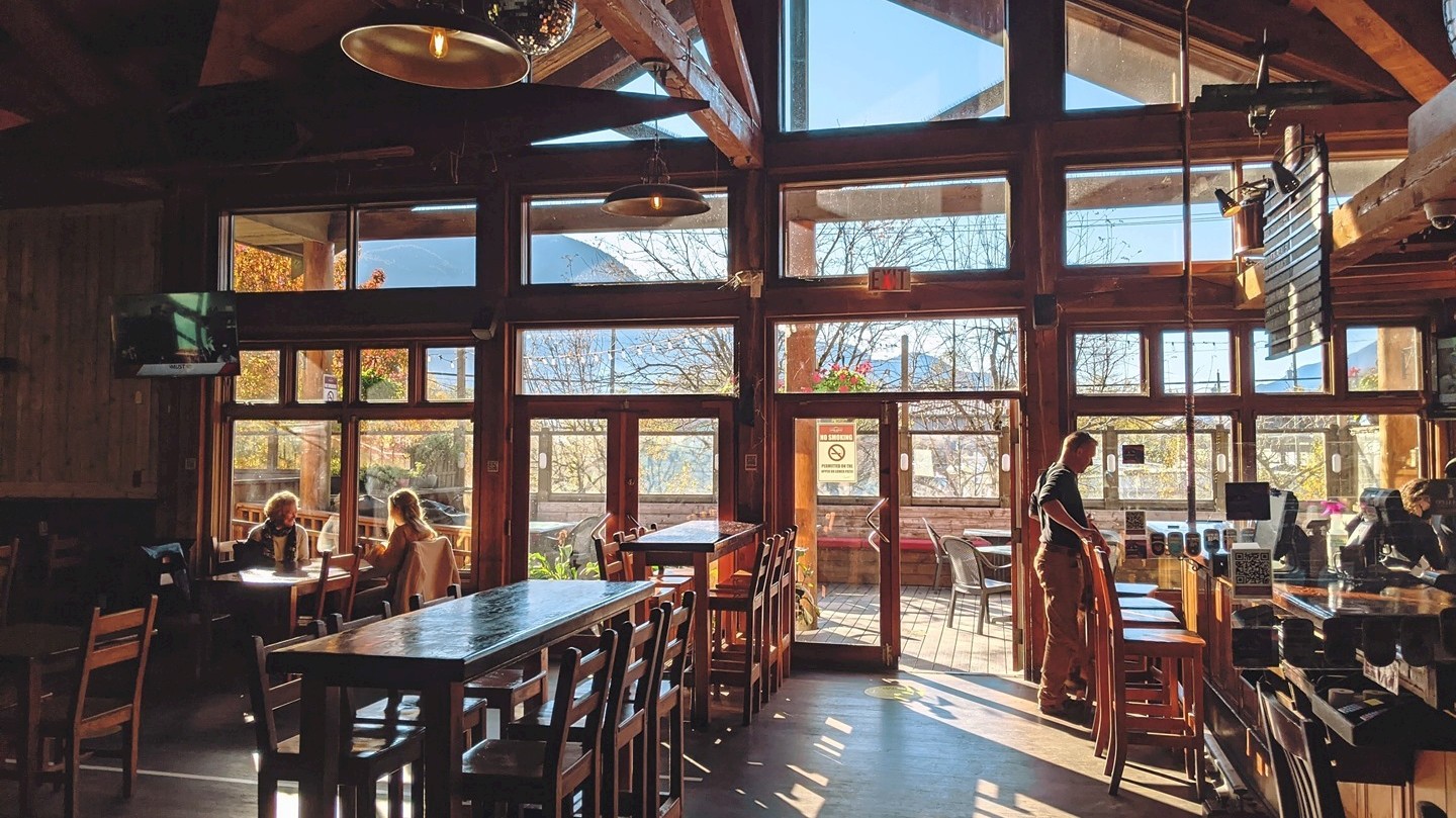 Howe Sound Brew Pub Slideshow Image