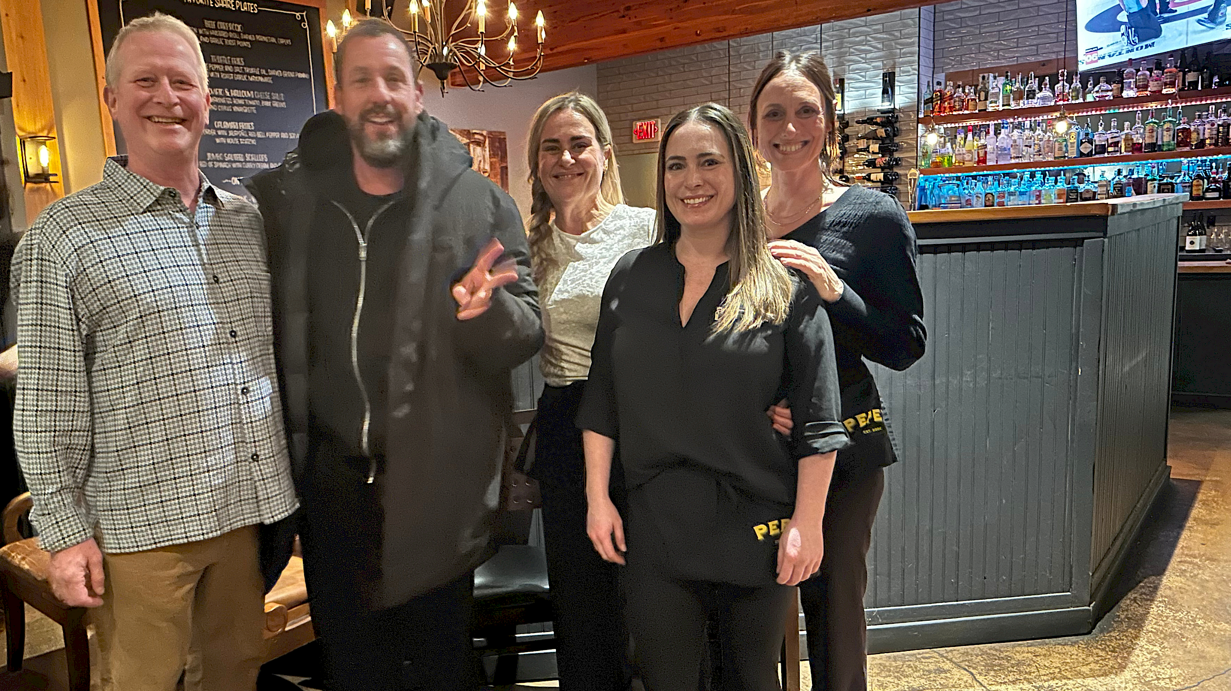 Pepe's Chophouse + Seafood Slideshow Image