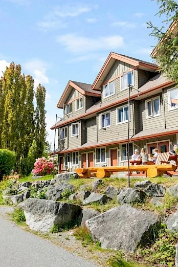 The Squamish Adventure Inn on a snowy day