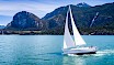 Sailboat with backdrop of the Squamish Chief and Shannon Falls